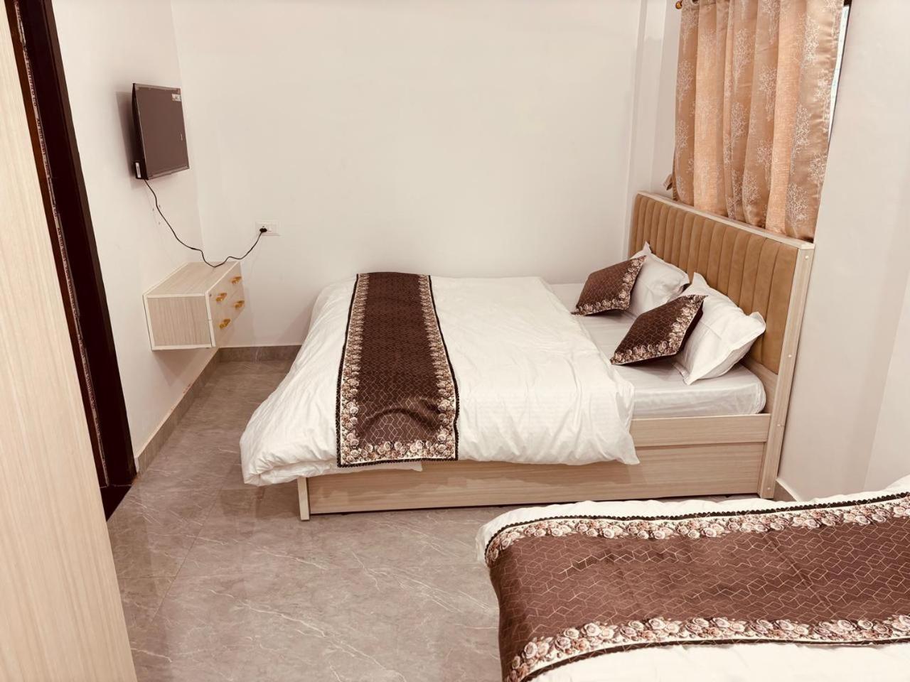 Hotel Shri Ram Darbar Ayodhya Exteriér fotografie